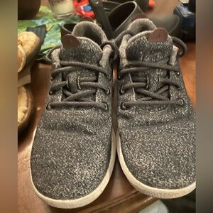 Allbirds men’s shoes great condition